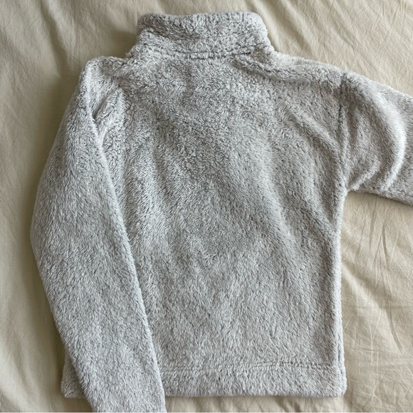 The North Face Fuzzy Pullover in XS - Picture 3 of 4